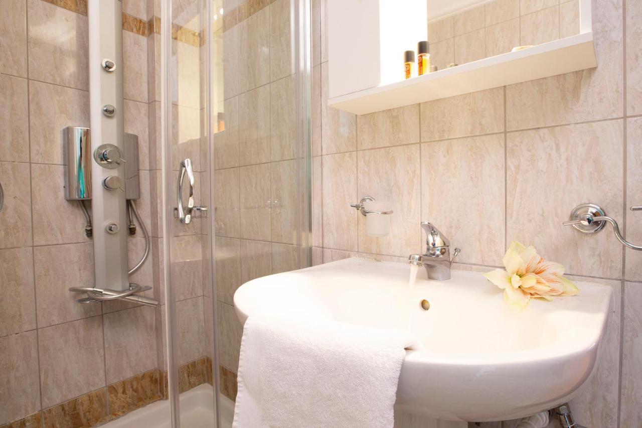 נידרי Adria Luxury Apartments מראה חיצוני תמונה