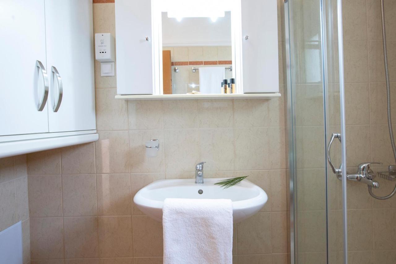 נידרי Adria Luxury Apartments מראה חיצוני תמונה
